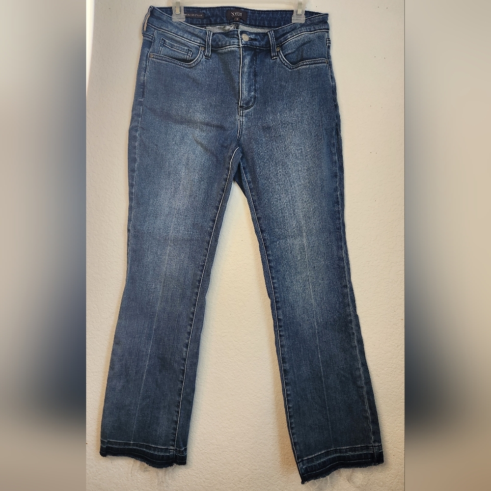 NYDJ Barbara Bootcut with Lift Tuck‎ Technology Frayed Hem, Size 8